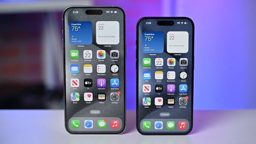 Comparison of iphone 15 pro max size against the smaller pro model.