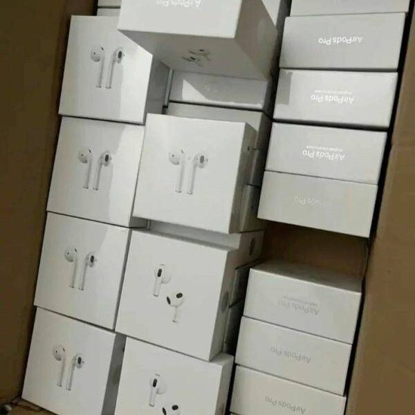 Mini Pallet (10–15 units) Apple Airpods Pallets
